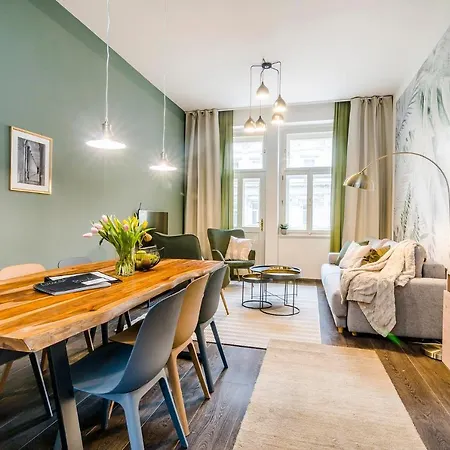 Charming By Michal&friends Apartment *